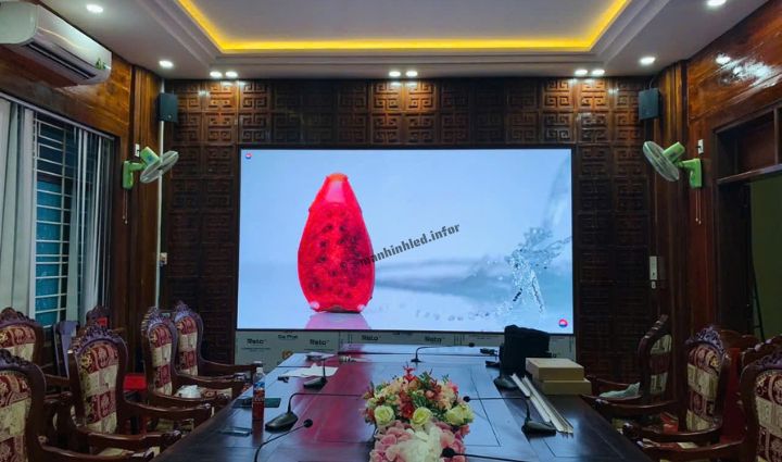 Thi công màn hình LED P2