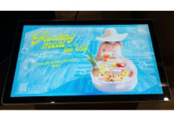 27-INCH 2K QHD WALL-MOUNTED ADVERTISING DISPLAY