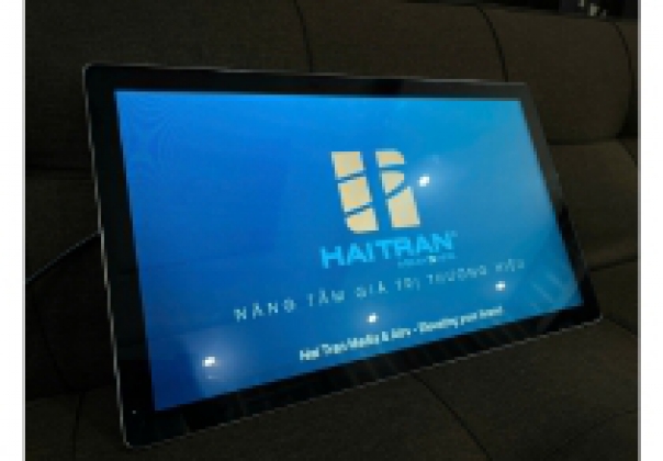 55-INCH 4K UHD ADVERTISING DISPLAY