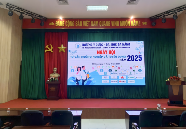 Màn hình LED P3 Trong Nhà - Trường Đại Học Y Dược Đà Nẵng