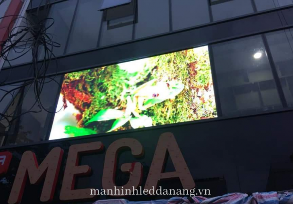 MÀN HÌNH LED P4 NGOÀI TRỜI - TÒA NHÀ MEGA TECHNOLOGY