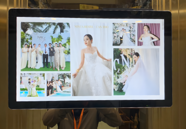 MÀN HÌNH QUẢNG CÁO LCD 19 INCH - KHÁCH SẠN NESTA ĐÀ NẴNG