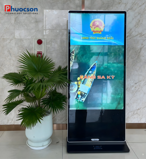 MÀN HÌNH LCD CHÂN ĐỨNG 65 INCH - UBND TỈNH QUẢNG NGÃI