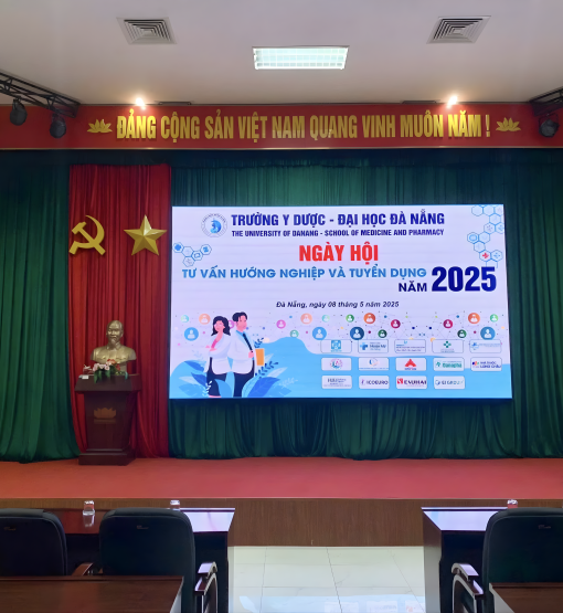 Màn hình LED P3 Trong Nhà - Trường Đại Học Y Dược Đà Nẵng