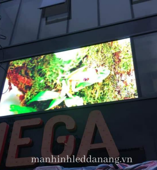 MÀN HÌNH LED P4 NGOÀI TRỜI - TÒA NHÀ MEGA TECHNOLOGY
